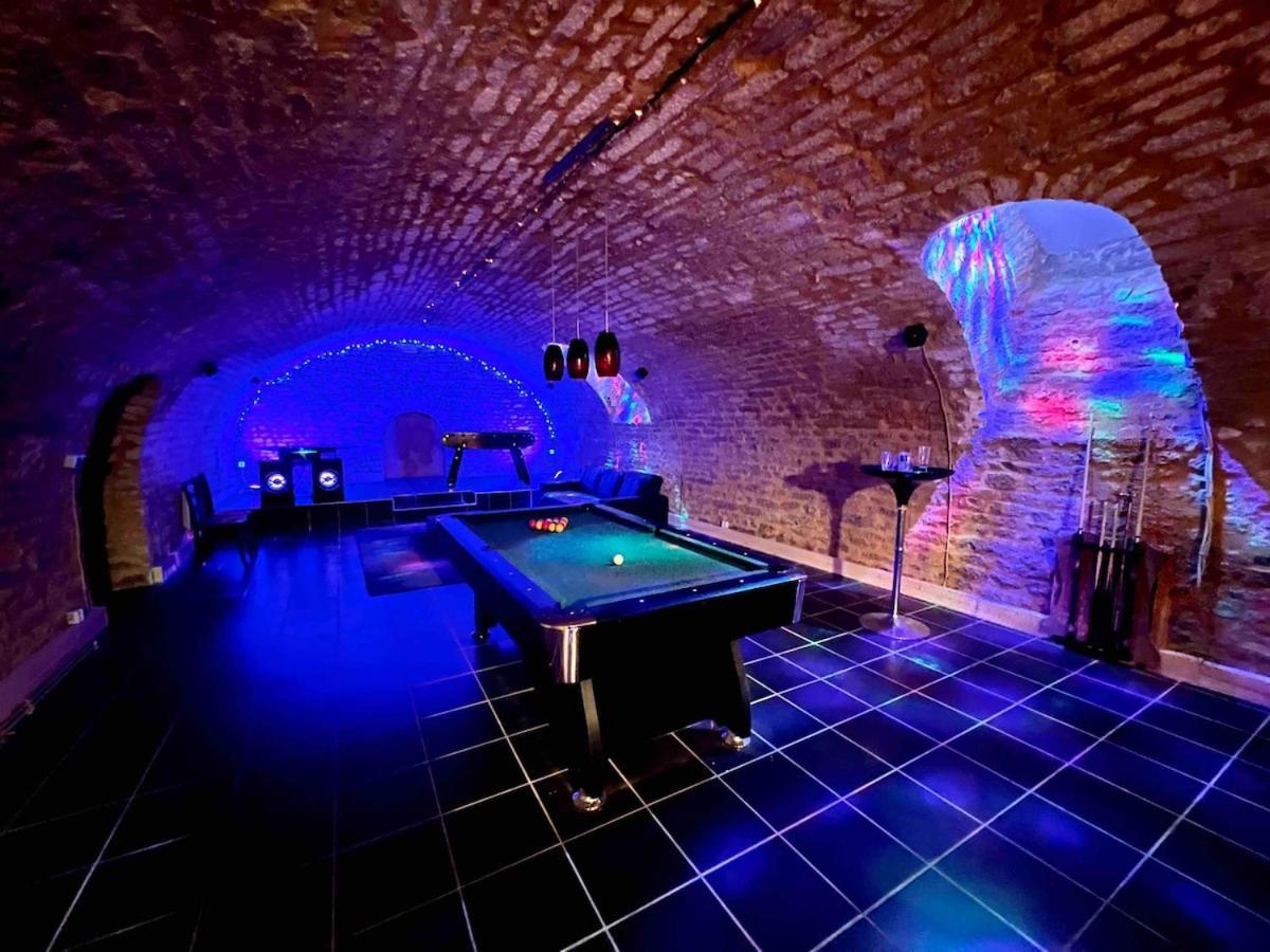 Le Retro Champlay Villa Екстериор снимка