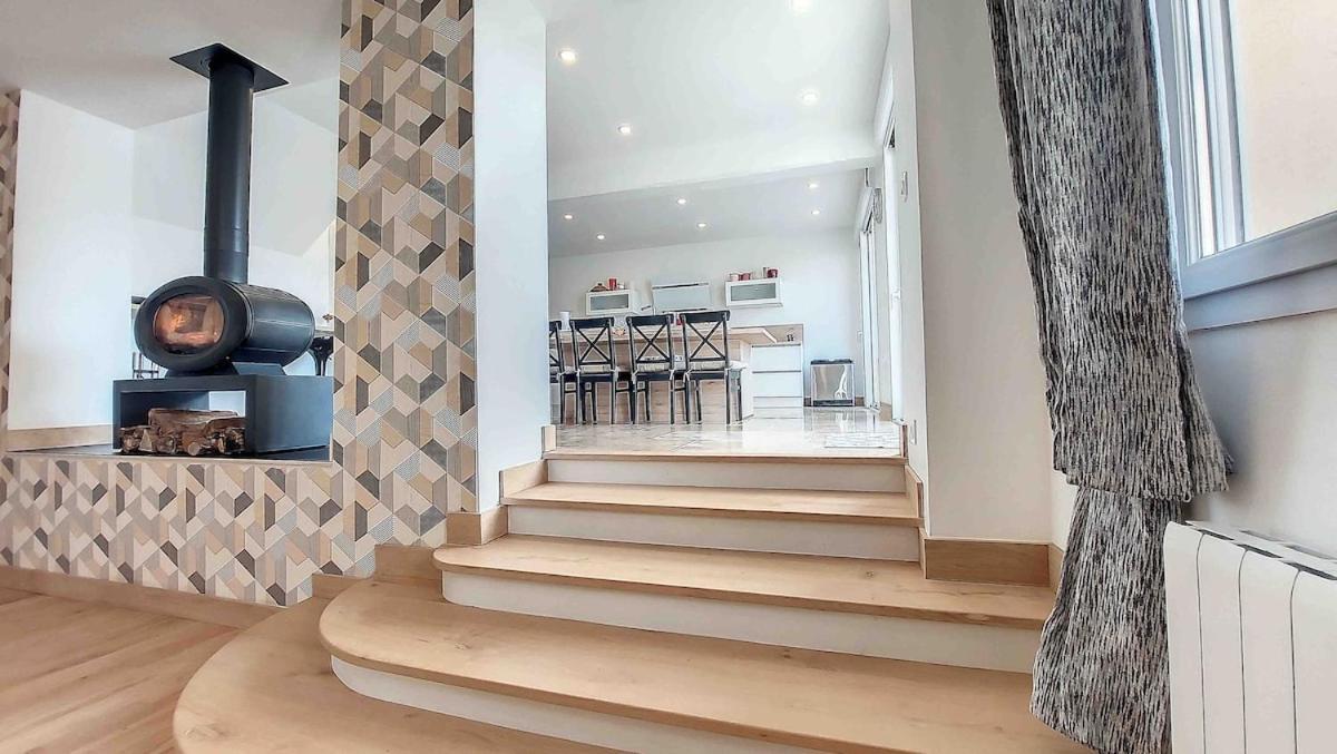 Le Retro Champlay Villa Екстериор снимка