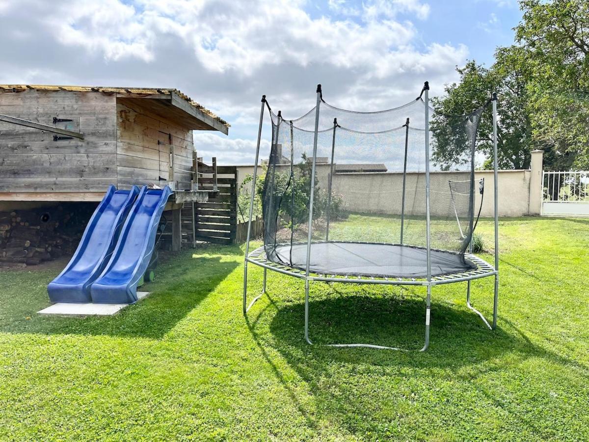Le Retro Champlay Villa Екстериор снимка