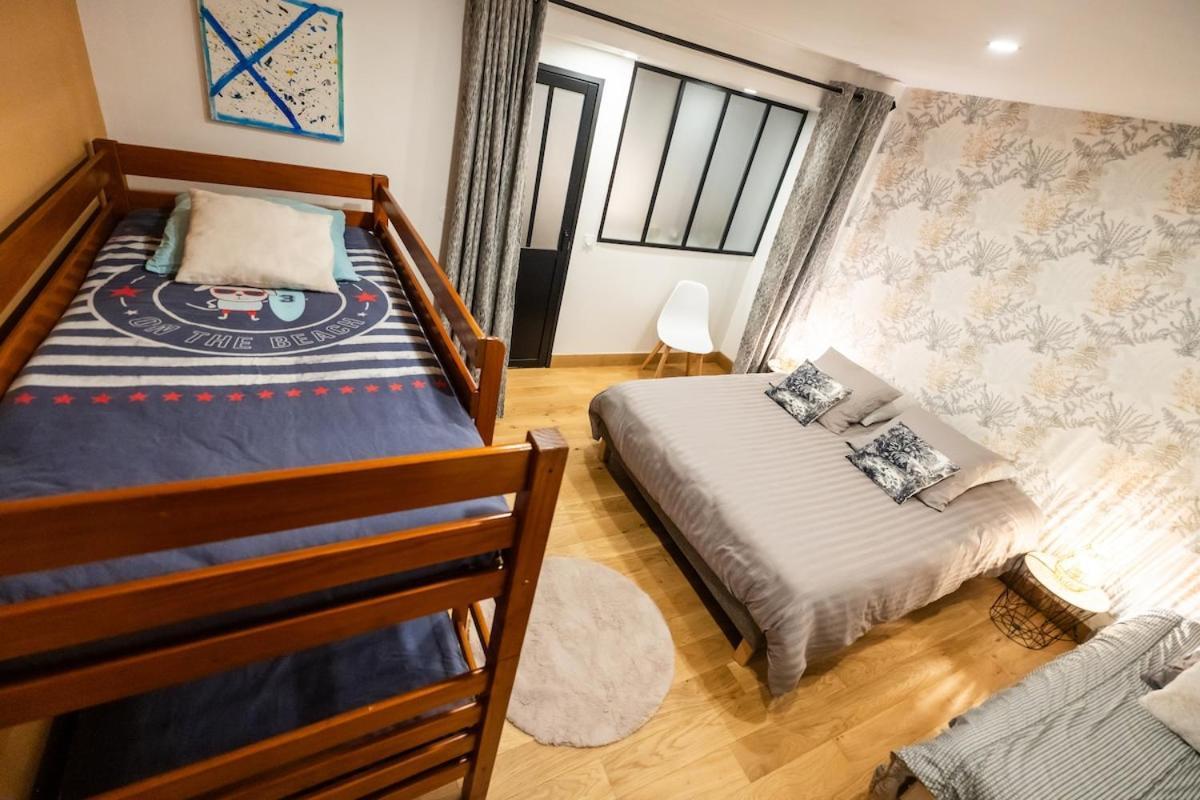 Le Retro Champlay Villa Екстериор снимка